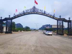 Cổng vào khu đô thị Ao Tiên Vân Đồn